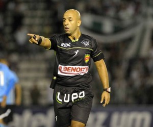 Jean Pierre será o árbitro da final da recopa