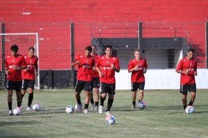 Após folga na segunda (13/1), elenco Xavante se reapresenta (foto: carlos insaurriaga)