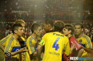 Times se enfrentam em situações opostas na tabela (Foto: Elison Bittencourt - Rede Esportiva)