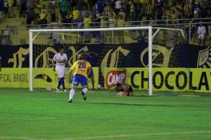 Pelotas amarga mais uma derrota no Gauchão (foto: Vinicius Conrad - AI ECP)