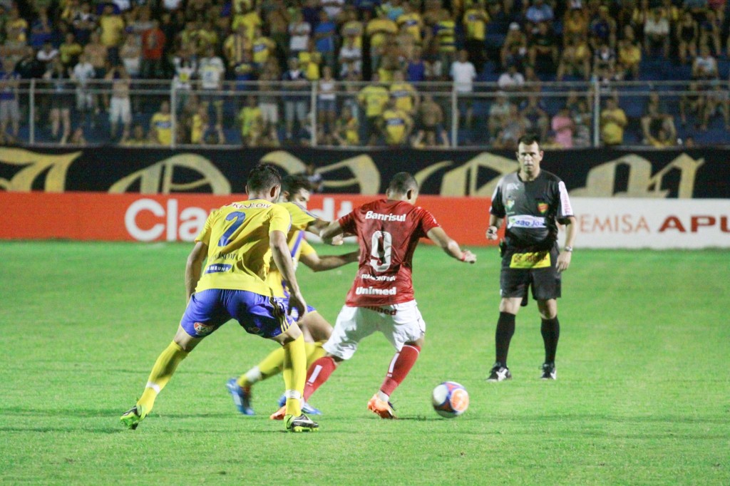 Pelotas levou gol no último lance da partida (Foto: Italo Santos)