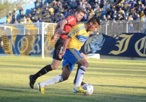 Felipe Garcia está fora do clássico (Foto: Alisson Assumpção)