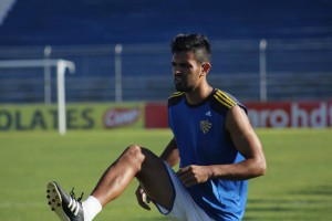 Zagueiro encerrou sua segunda passagem pela Boca do Lobo (Foto: Pedro Antunes/ AI ECP)