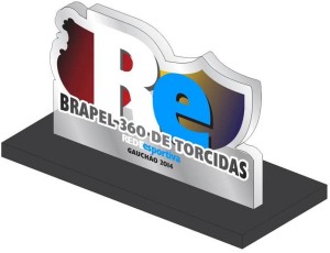 Clube vencedor recebe troféu exclusivo