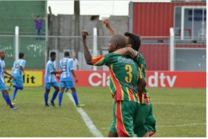 Fuca fez o gol de empate do Farrapo (Foto: João Pedro)