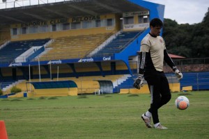 Goleiro destaca boas partidas do Lobão (Foto: Pedro Antunes)