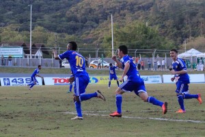 Jéfferson chegou a colocar o Pelotas novamente na frente do placar (foto: Pedro Antunes - AI ECP)