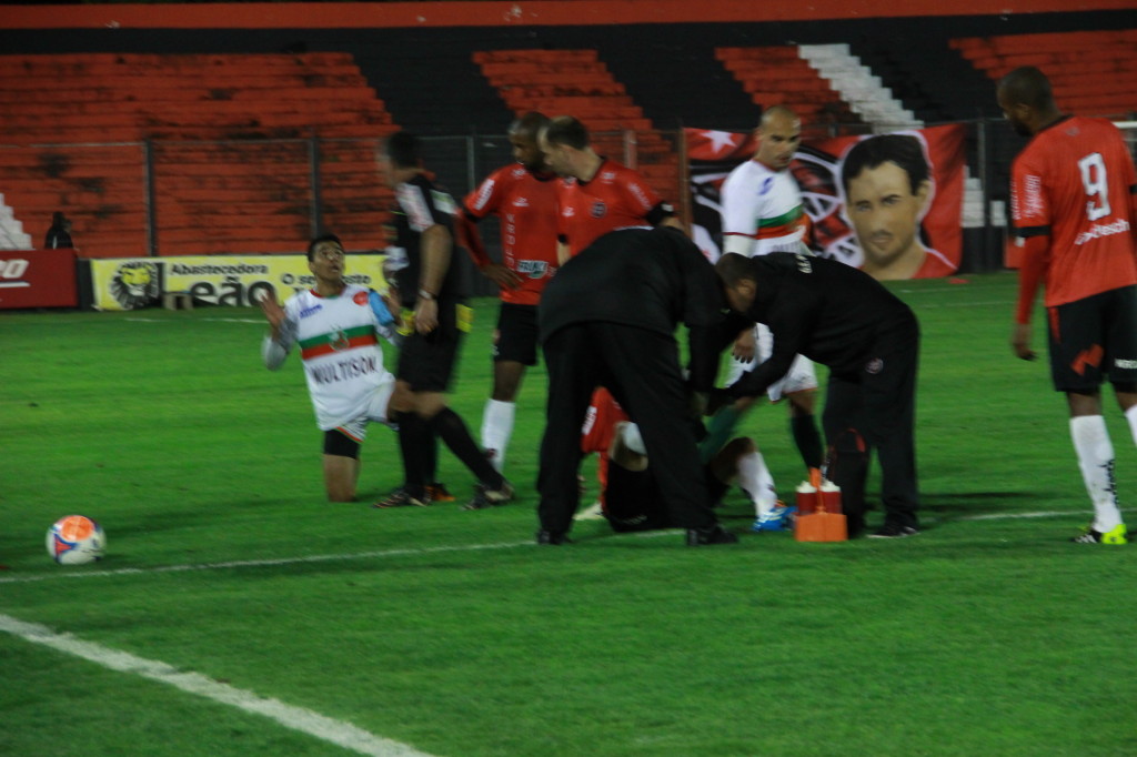 Brasil empatou com o São Paulo, mas se classificou (Foto: Karina Vaz - DP)