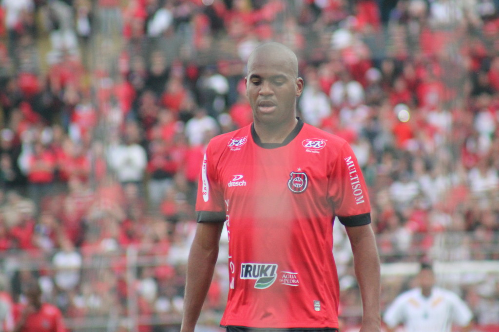 Nena marcou o gol da vitória do Xavante (Foto: Renan Silva)