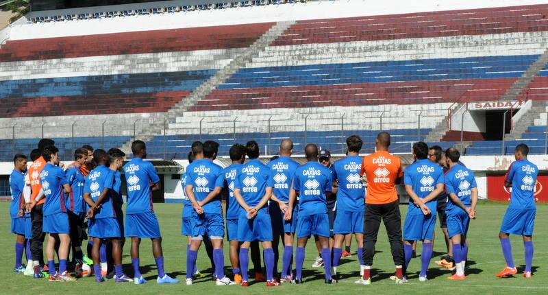 Grupo grená encaminhado para a estreia (Foto: Rafael Tomé/SER Caxias)