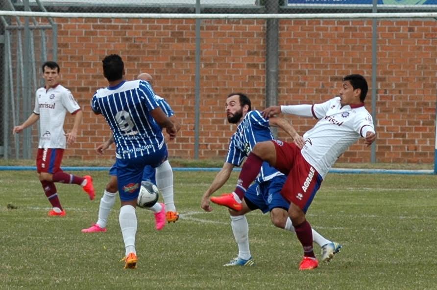 Esportivo levou a melhor no clássico da polenta. (Foto: Rafael Tomé)