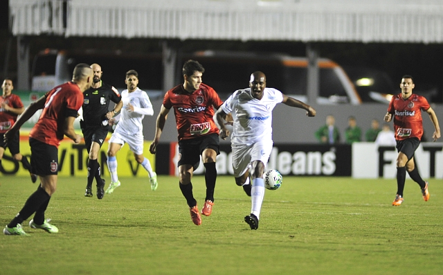 (Foto: Marcos Zanotto/Gazeta Esportiva)