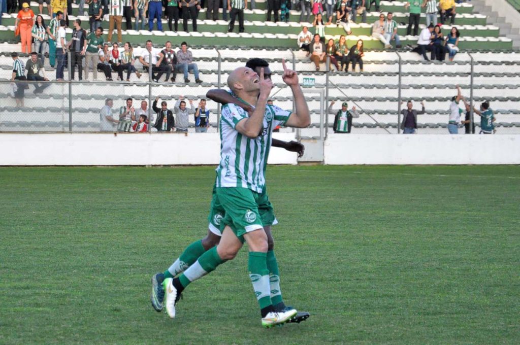 Anderson Marques fez o segundo gol do Juventude, na metade do segundo tempo. (Foto: Arthur Dalegrave)