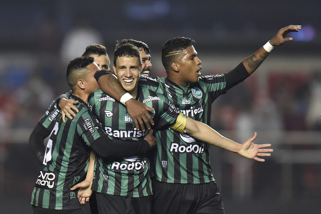 Roberson brilha e Juventude vence o São Paulo (Foto: Mauro Horita/AGIF)