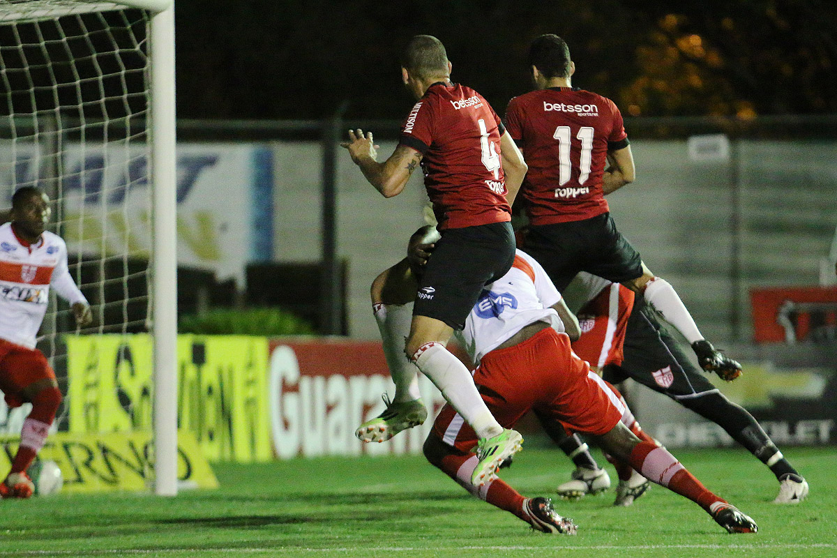 Camilo no lance do gol (Foto: Jonathan Silva/GEB)